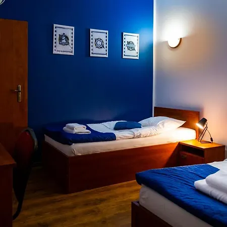 Nenufar - Hotel I Restauracja Na Wodzie 2* Koscian