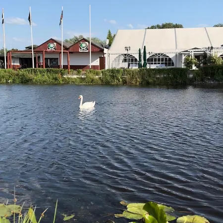 Nenufar Hotel Kościan