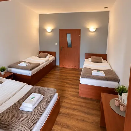 Nenufar - Hotel I Restauracja Na Wodzie 2*